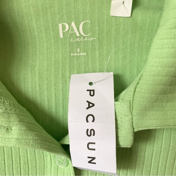 SALE! PAC SUN Green Cropped Ribbed Knit Button Down Top Size Small NEW - Picture 3 of 6